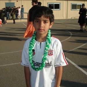 Meet your Posher, Abir